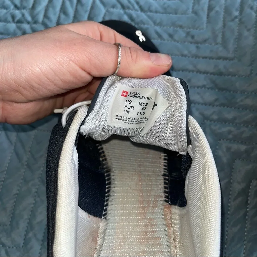 On Running Men's Cloud 5 Sneakers size 12